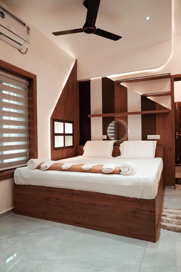 Kalloos Island Backwater Resort Kollam Dış mekan fotoğraf